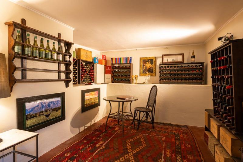5 Bedroom Property for Sale in Constantia Western Cape
